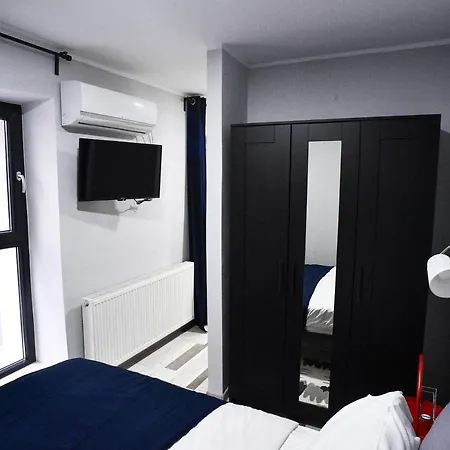 Heights Center Aparthotel