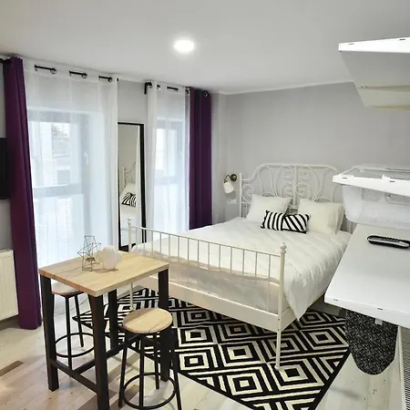 Heights Center 3*