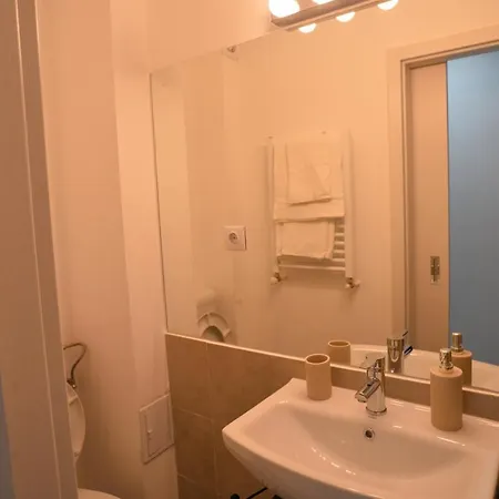 Heights Center Aparthotel 3*