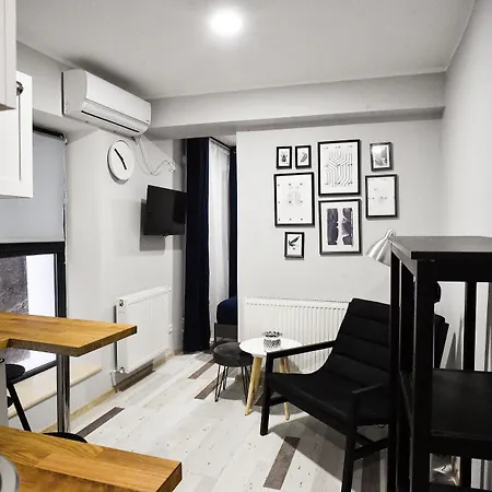 Heights Center Бухарест