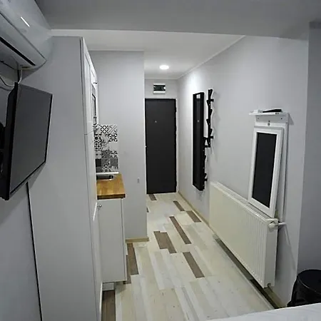 Heights Center Apart-hotel