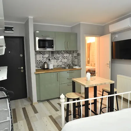 Heights Center Aparthotel 3*