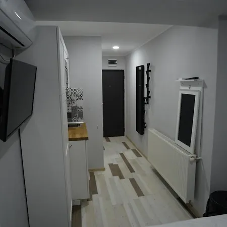 Apart-hotel Heights Center 3*