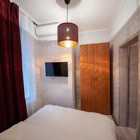 Heights Center Apartahotel