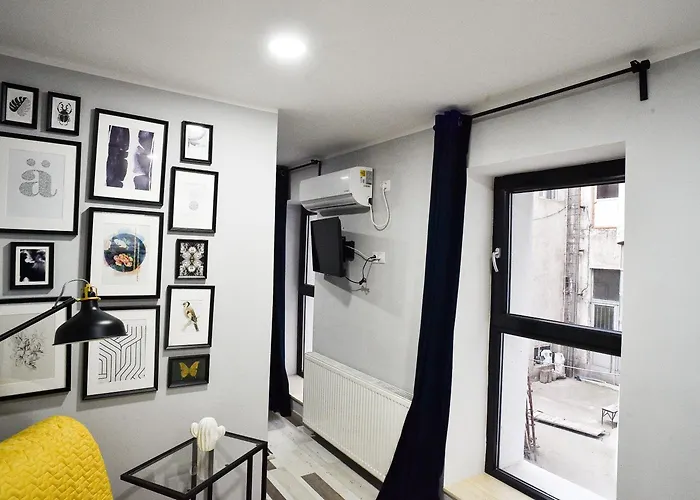 Heights Center Apartahotel 3*