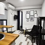 Apartahotel Heights Center 3*